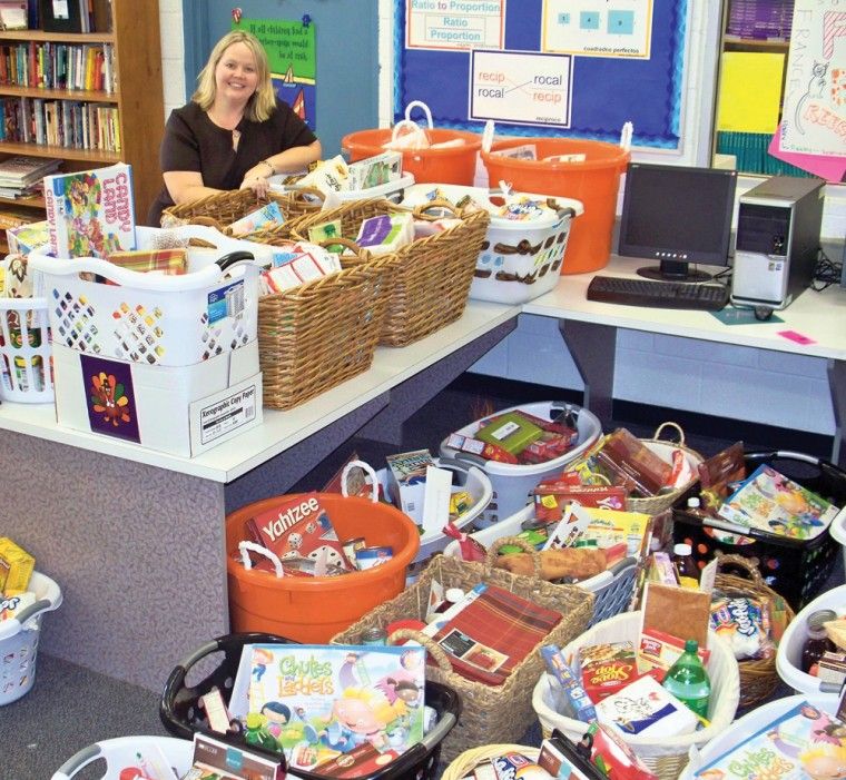 Summit School Thanksgiving drive